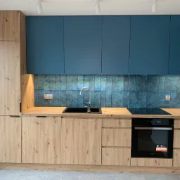 Kuchnia nie musi być nudna. Jeśli szukasz ciekawych mebli, odezwij się.🤩