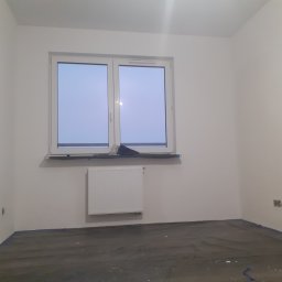 Gwarantujemy najniższe ceny rynkowe i profesjonalne wykończenia wnętrz malowanie, szpachlowanie, gładzie, układanie paneli, wyburzanie ścian, zabudowy karton gipsu. Mamy 14 lat doświadczenia 