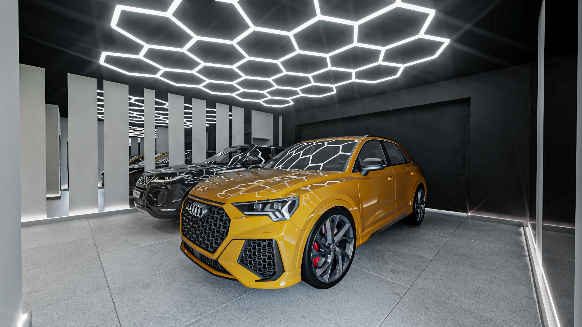 Żółty samochód Audi Q3 w nowoczesnym garażu z heksagonalnym oświetleniem sufitowym i czarno-białymi panelami ściennymi