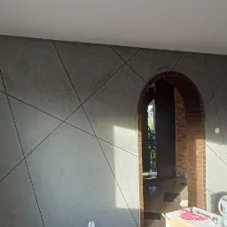 Wykonuje różnego rodzaju betony architektoniczne.