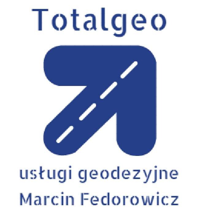 Logo firmy Totalgeo z niebieskim symbolem strzałki w górę z przerywanymi liniami, napis 'usługi geodezyjne Marcin Fedorowicz' poniżej.