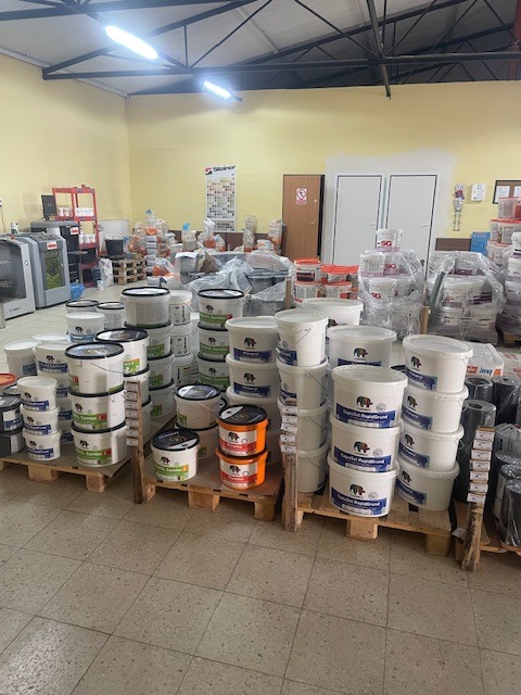 Pełna gama farb i tynków CAPAROL w bogatej gamie kolorów mieszanych na miejscu