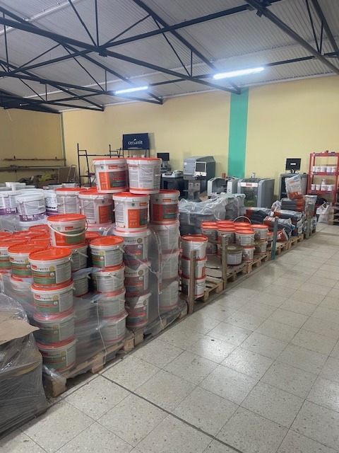 Tynki mozaikowe, elewacyjne, grunty TERMOORGANIKA oraz STAINER