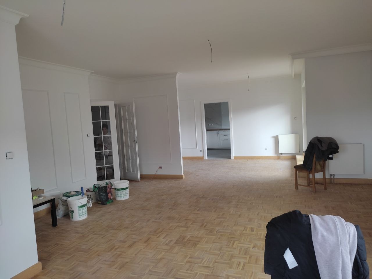 Szpachlowanie, malowanie oraz tapety