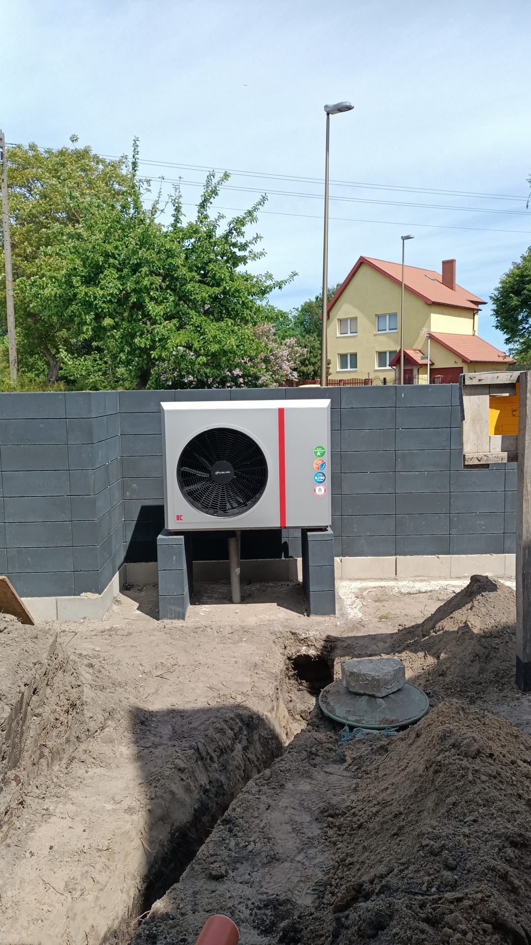 Podstawę wykonał klient