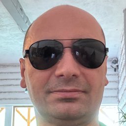 SMART SOLUTIONS MARCIN KACZOR - Profesjonalne Położenie Paneli Bełchatów
