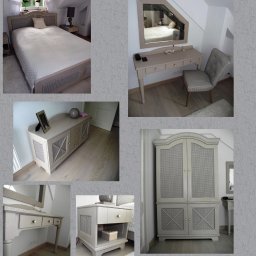 Rivej Sergii Yatsunov - Komplet mebli do sypialni w stylu klasycznym: łóżko, szafa, toaletka z lustrem i komoda. Jasne drewno, charakterystyczne ażurowe fronty.