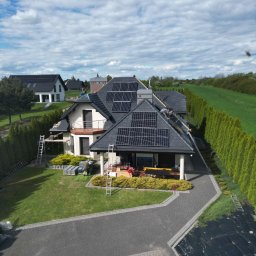 TRAVEL INVEST GROUP SPÓŁKA Z OGRANICZONĄ ODPOWIEDZIALNOŚCIĄ - Instalacja o mocy 9,6kw , system SolarEdge