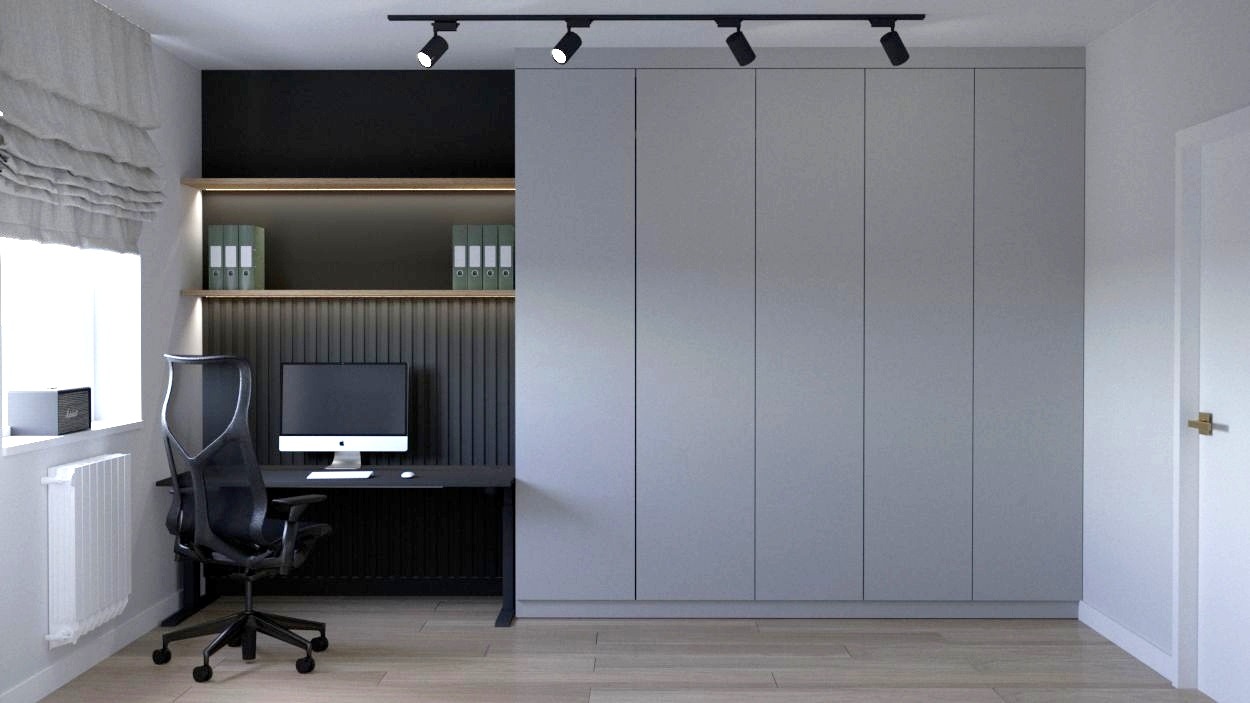 Nowoczesne biuro domowe z szarymi szafami w zabudowie, czarnym biurkiem i krzesłem biurowym na tle pionowych paneli ściennych oraz półek z segregatorami, oświetlone reflektorami szynowymi.