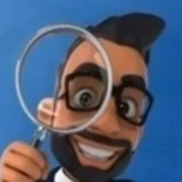 Kreskówkowy mężczyzna z brodą i okularami uśmiecha się, trzymając lupę przed uchem na niebieskim tle.