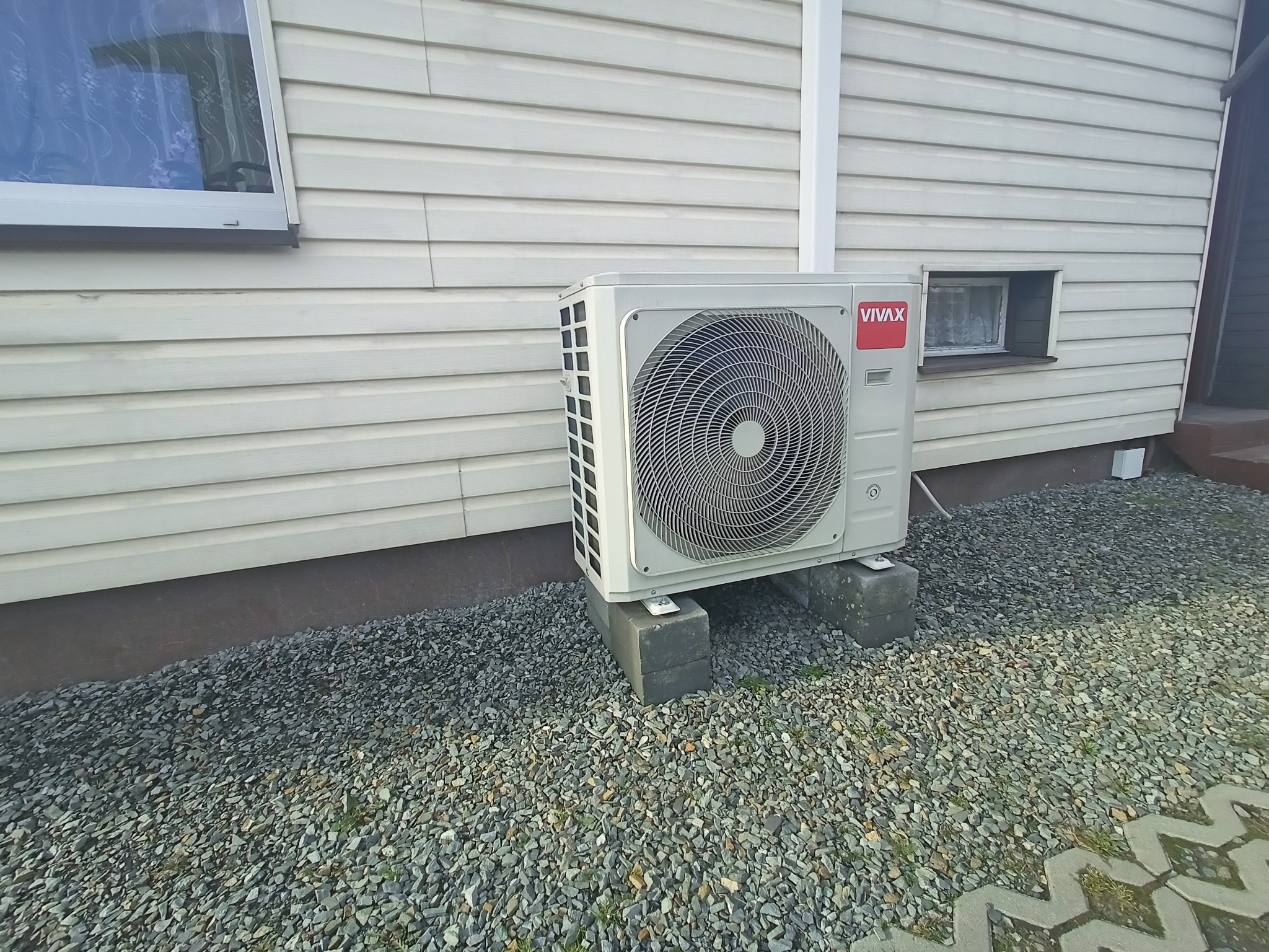 Agregat multi-split do 4 jednostek wewnętrznych Vivax 8,2 kW, Żory