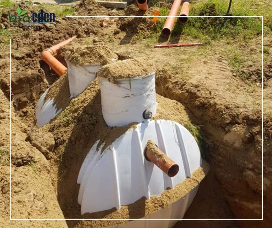 Opsypywanie oczyszczalni piachem bez kamieni