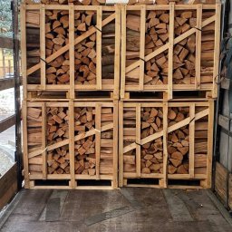 Dostępne w magazynie:
1)Drewno opałowe buk suszone  20% WILGOTNOŚCI
Pochodzenie Ukraina
cena za 1mp 750zl brutto
mamy 20 palet
1 palet = 430 kg