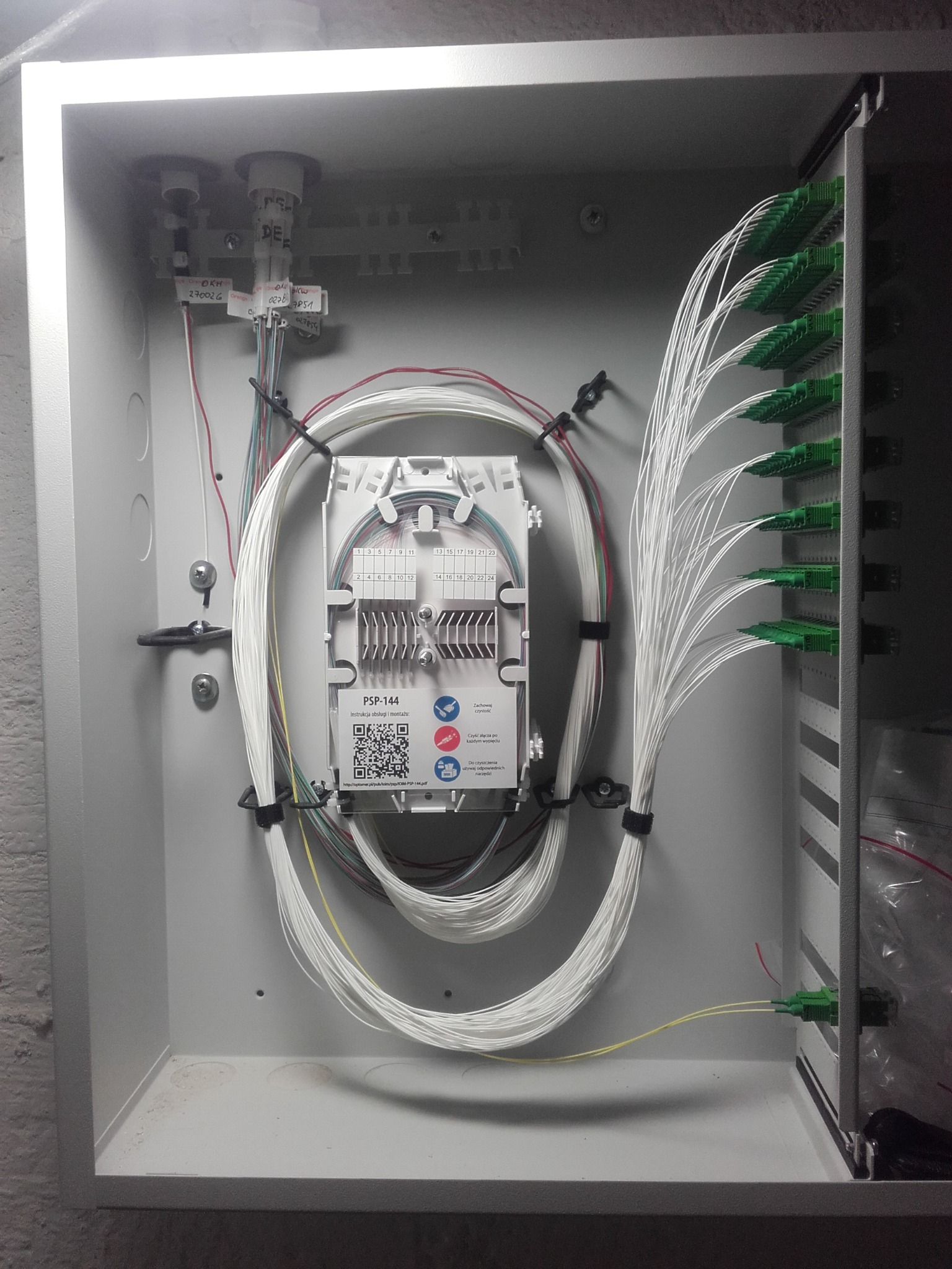 Szafa światłowodowa.