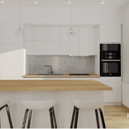 Innova Studio - Wizualizacja jasnej kuchni z wyspą, białymi szafkami i drewnianym blatem, trzy białe hokery z czarnymi nogami przy wyspie, okno z widokiem na drzewa.