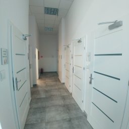 WARNKO SPÓŁKA Z OGRANICZONĄ ODPOWIEDZIALNOŚCIĄ - Realizacji Prac - Żłobek (Ściany, Podłogi, Stolarka Drzwiowa, Wyposażenie)