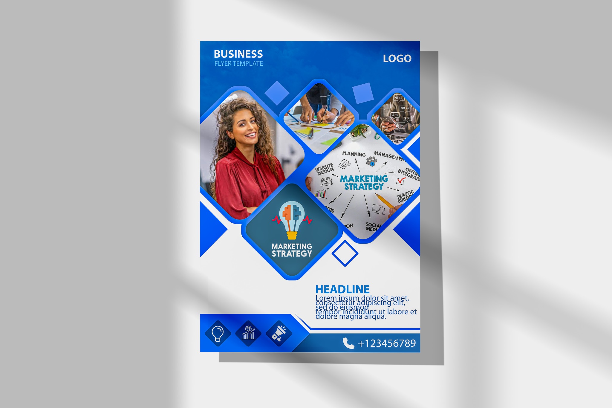 Projekt ulotki reklamowej z elementami strategii marketingowej, w tym zdjęcia uśmiechniętej kobiety, osób pracujących nad projektem, oraz schematu z napisem 'Marketing Strategy'.