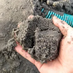 Warstwa wodonośna, tego szukamy :)