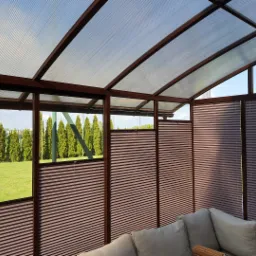 Plisy materiałowe na patio