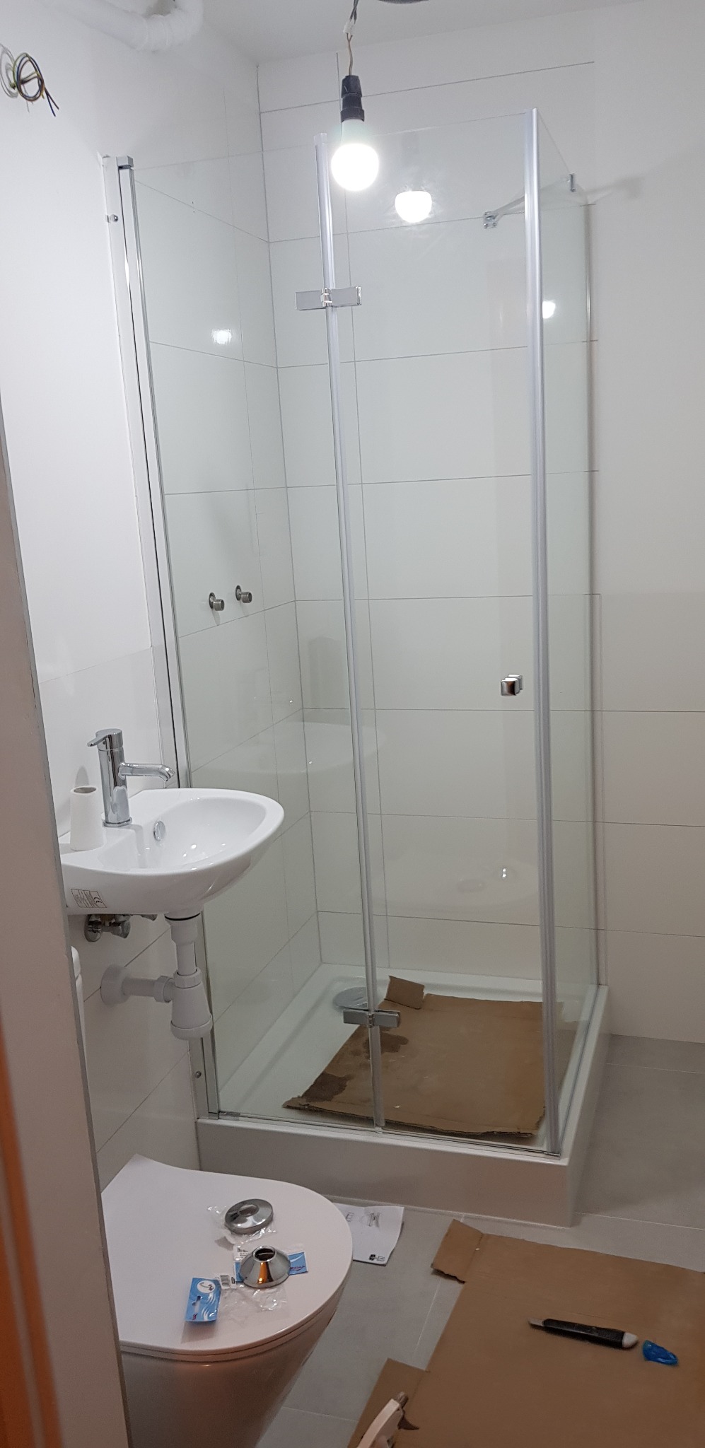 Łazienka w bloku Toruń po