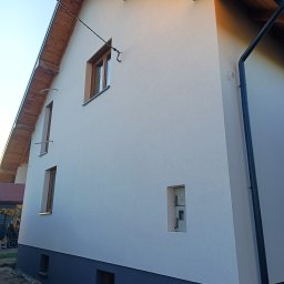 MOBUD Michał Owczarek - Elewacje Wieluń