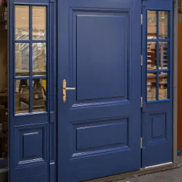 montaż drzwi zewnętrznych