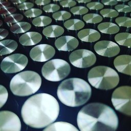 Automatyczne toczenie CNC, obróbka skrawaniem.