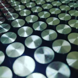 Automatyczne toczenie CNC, obróbka skrawaniem.