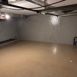 Tobiasz Krzak - Posadzki przemysłowe Katowice