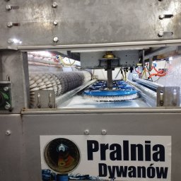 Najdokładniejsze pranie dywanów kąpiel wodna tylko u nas czyszczenie obustronnie 