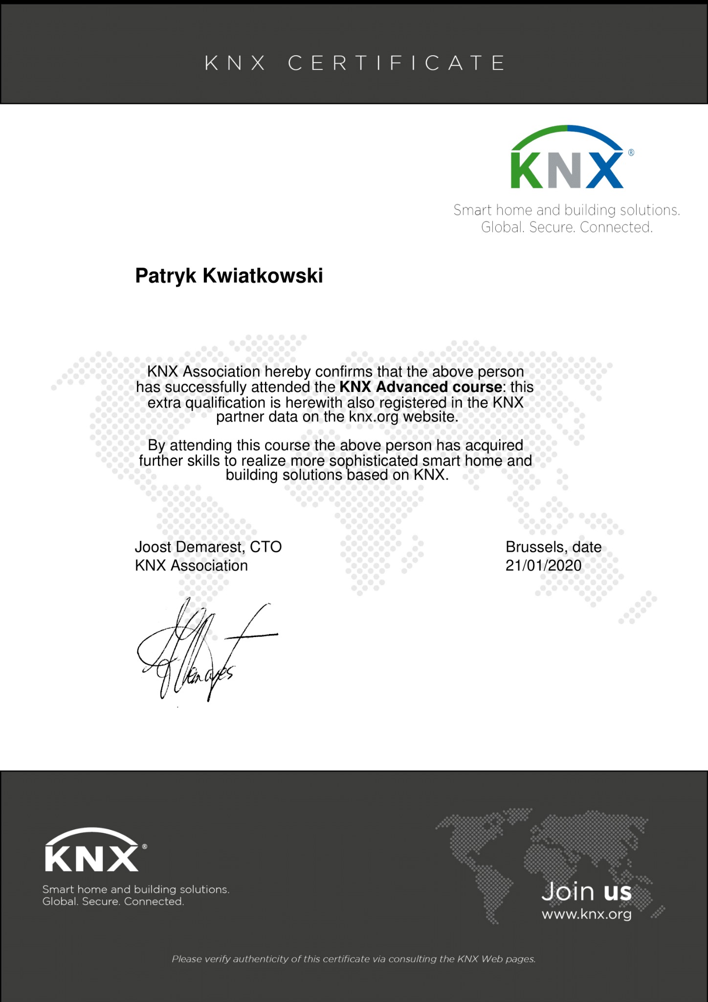 Certyfikat KNX Advanced dla Patryka Kwiatkowskiego, potwierdzający ukończenie zaawansowanego kursu z zakresu automatyki budynkowej i inteligentnego domu, z podpisem CTO KNX Association i datą...