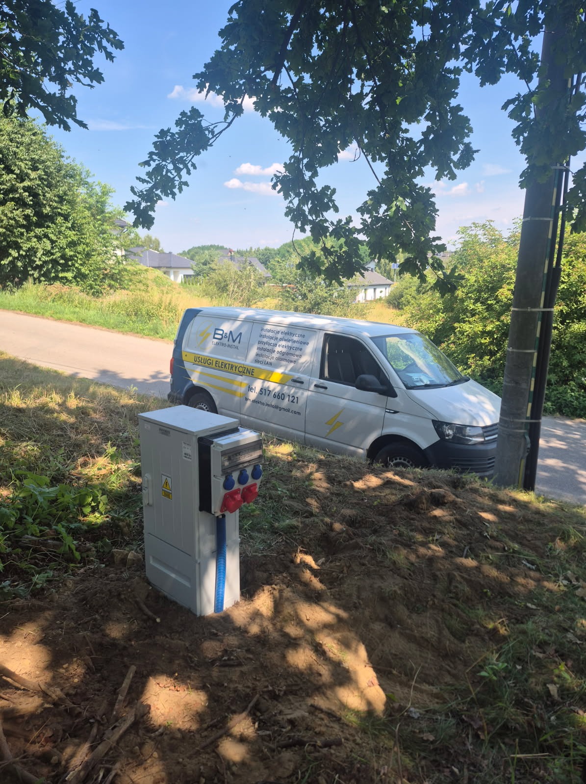 Przyłącze budowlane do działki.