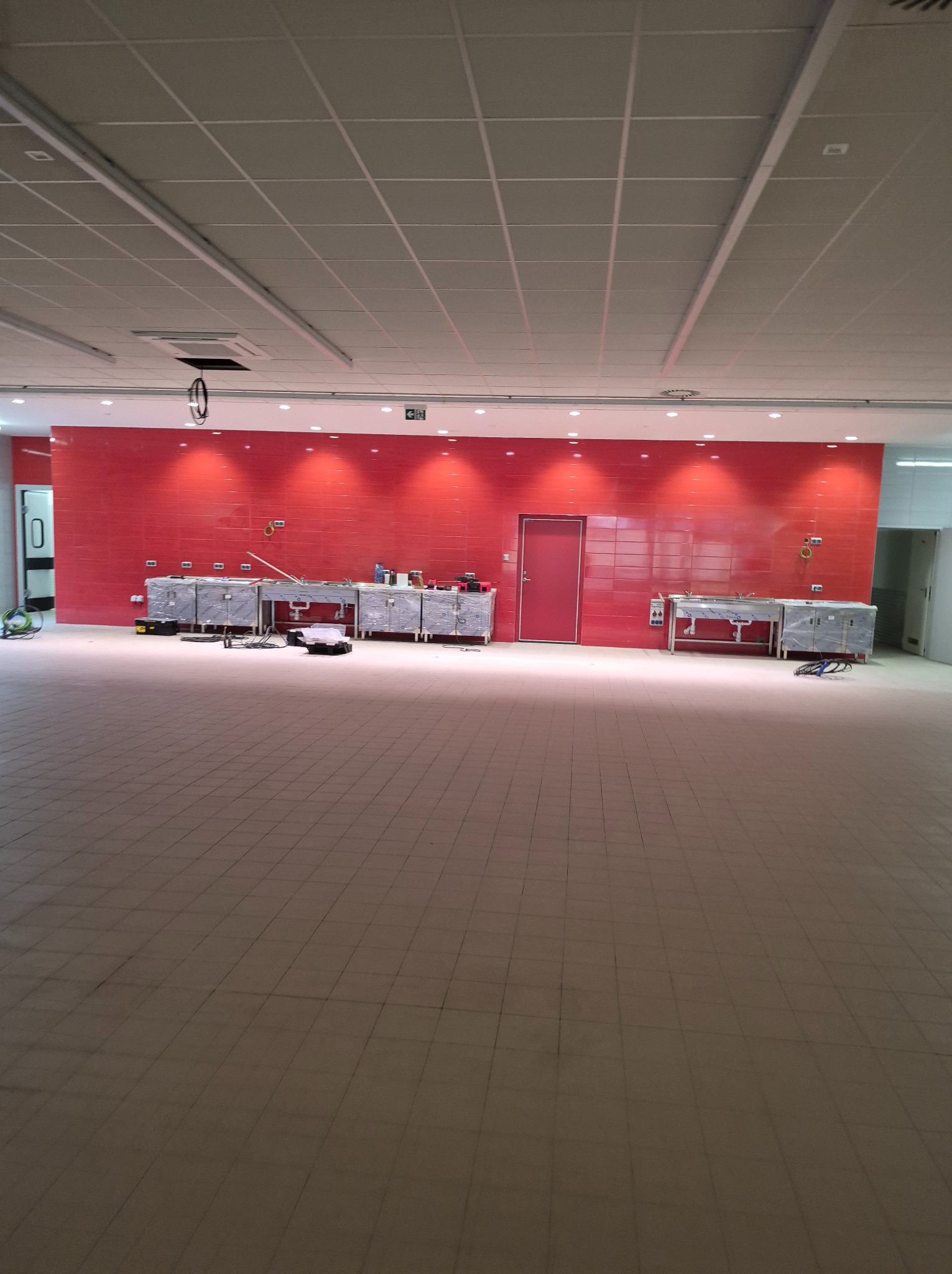 Oświetlenie wewnątrz Stokrotki w Tarnowskich Górach