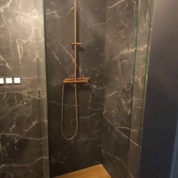 Montaż kabiny i deszczownicy