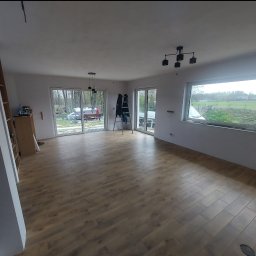 Najmajster Paweł Nowicki - Składanie mebli Legionowo