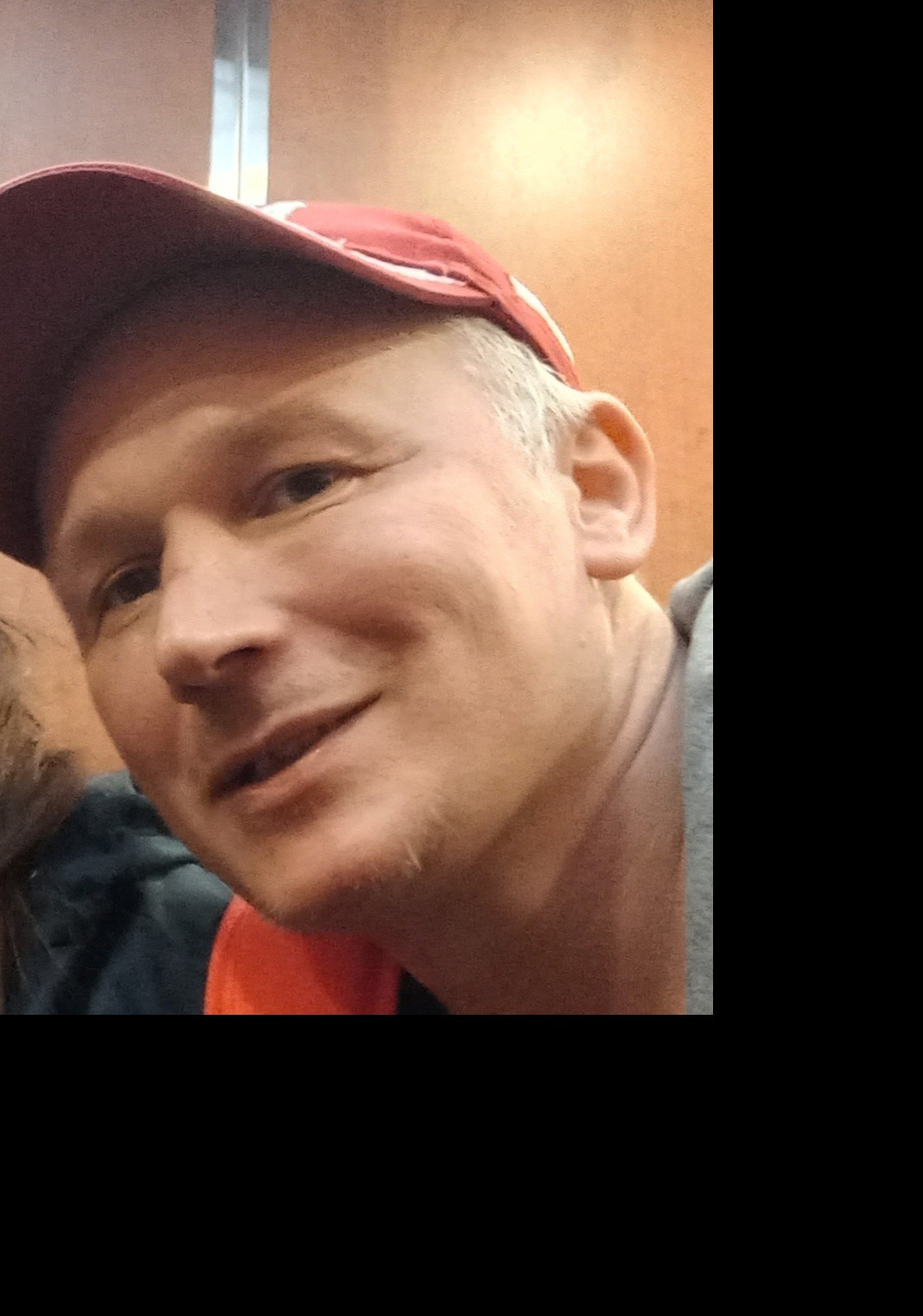 profesjonalne usługi remontowe. Malarstwo, złota ręka. Gwarancja jakości wykonanej pracy. mój instrument. materiały.