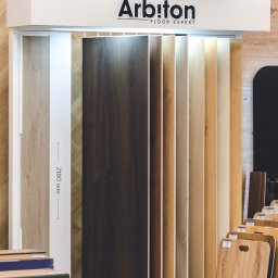 Wzornik paneli winylowych od firmy Arbiton - najdłuższe panele winylowe na rynku.