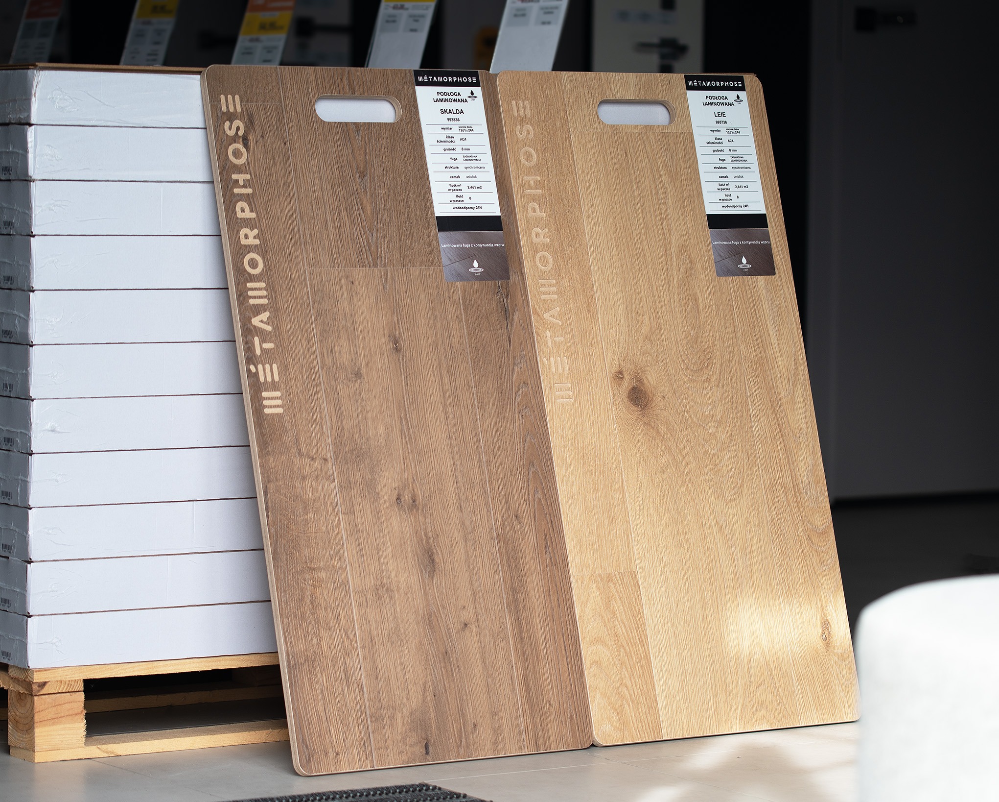 Nowe wzory paneli laminowanych uwodoodpornionych - Metamorphose by Belgium z kontynuacją wzoru (zagniatana fuga)