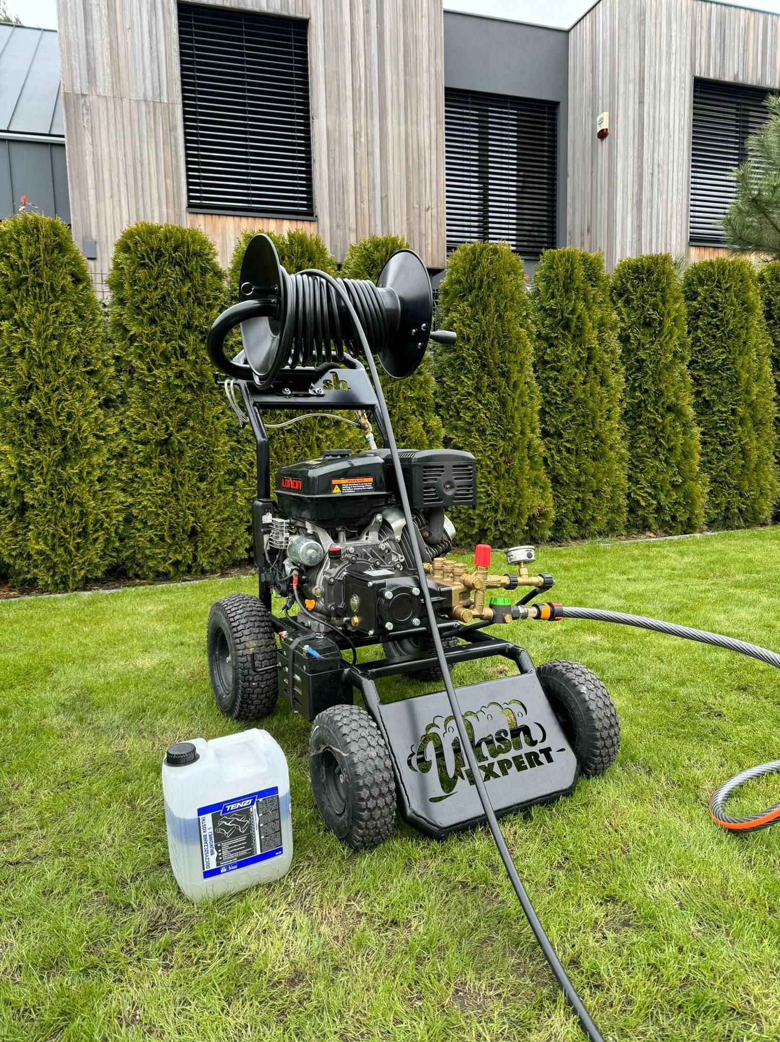 Profesjonalna myjka ciśnieniowa WashExpert 300 bar