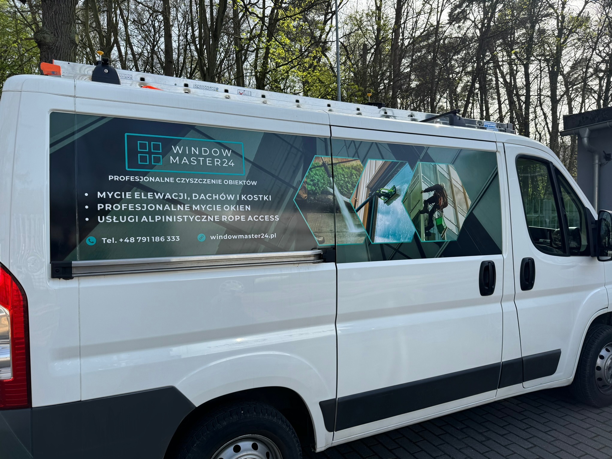 Firmowy Peugeot Boxer