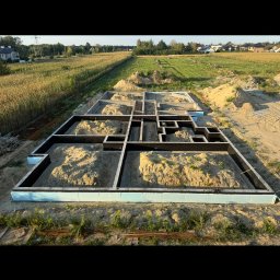 Fundamenty Piastów 1