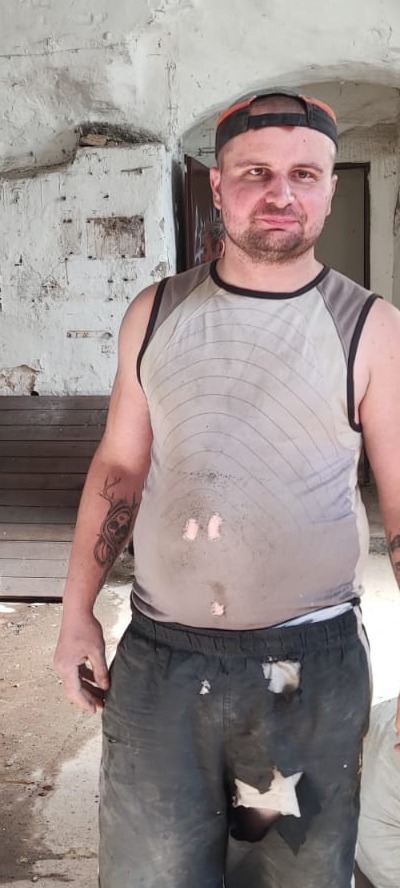 Oferuje wycinkę drzew oraz wywóz śmieć sprzątanie posesji oraz wiele innych usług