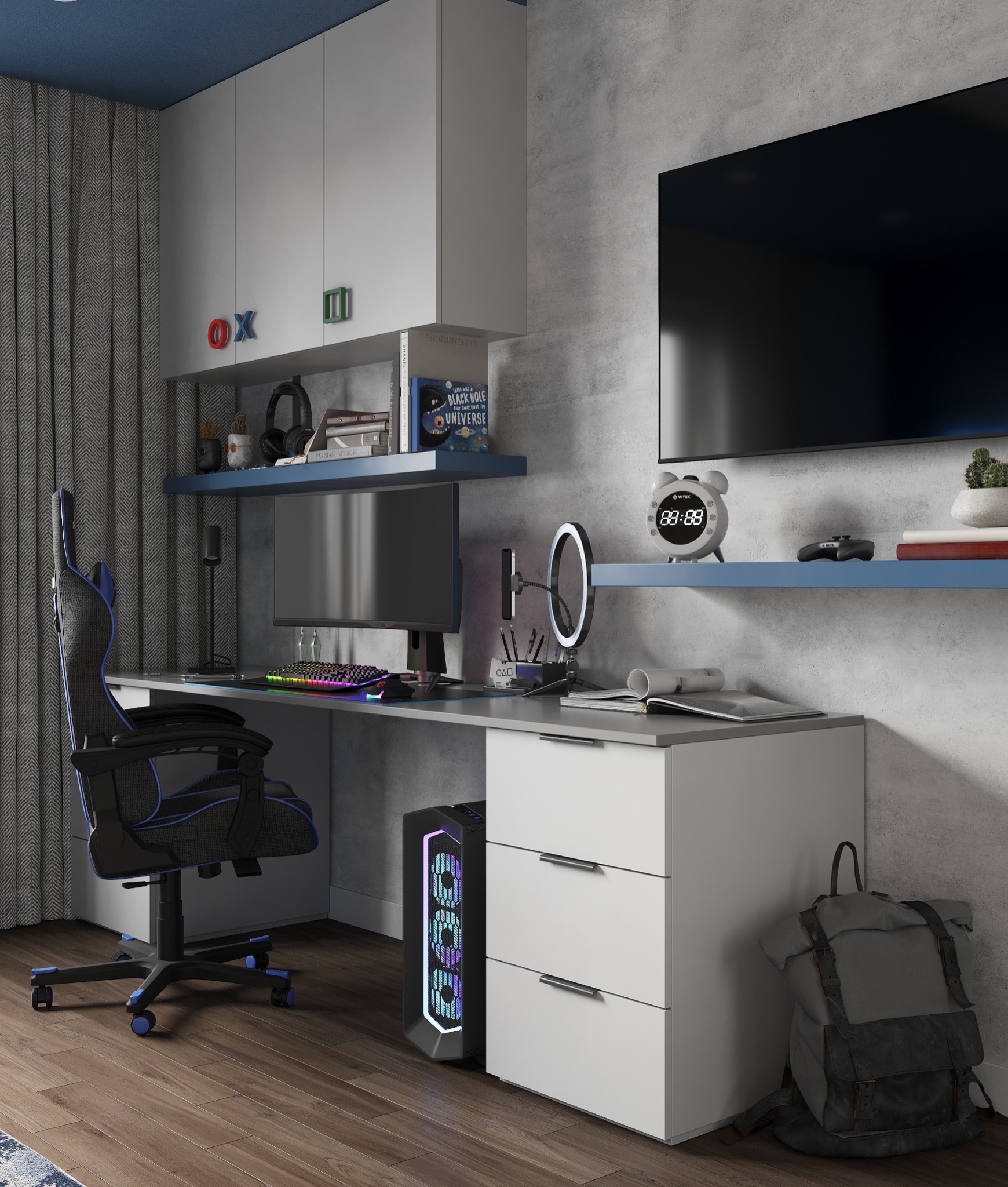 Pokój gracza z biurkiem, komputerem z podświetleniem RGB, krzesłem gamingowym, monitorem, półkami z dekoracjami i plecakiem vintage przy szafce z szufladami.