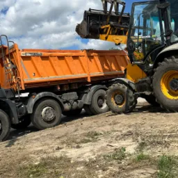 KanTrans Usługi Koparko- Ładowarką i Wywrotką Inowrocław, Piasek, kruszywa, wywóz gruzu ziemi, Koparka Ino HDS