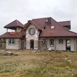 Piotr Wilczek Building