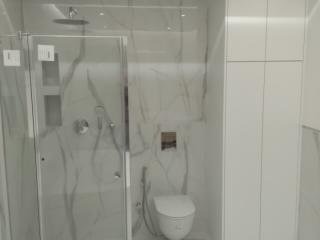 Nowoczesna kabina prysznicowa z deszczownicą i toaleta w łazience wykończonej białymi płytami imitującymi marmur, oświetlenie LED w suficie i pionowa szafka w zabudowie.