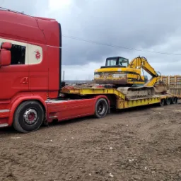 Docieramy do klienta sami. Dowozimy materiały sypkie na budowę!