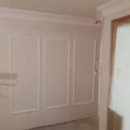 Krzysztof Buczek - Montaż drzwi Wieluń