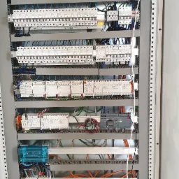 Rozdzielnica + automatyka budynkowa KNX-Siemens