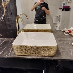 Usługi budowlane - Jurek Bykowy - Montaż Drzwi Wejściowych Lubin